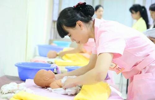 育嬰師的就業(yè)前景好不好？