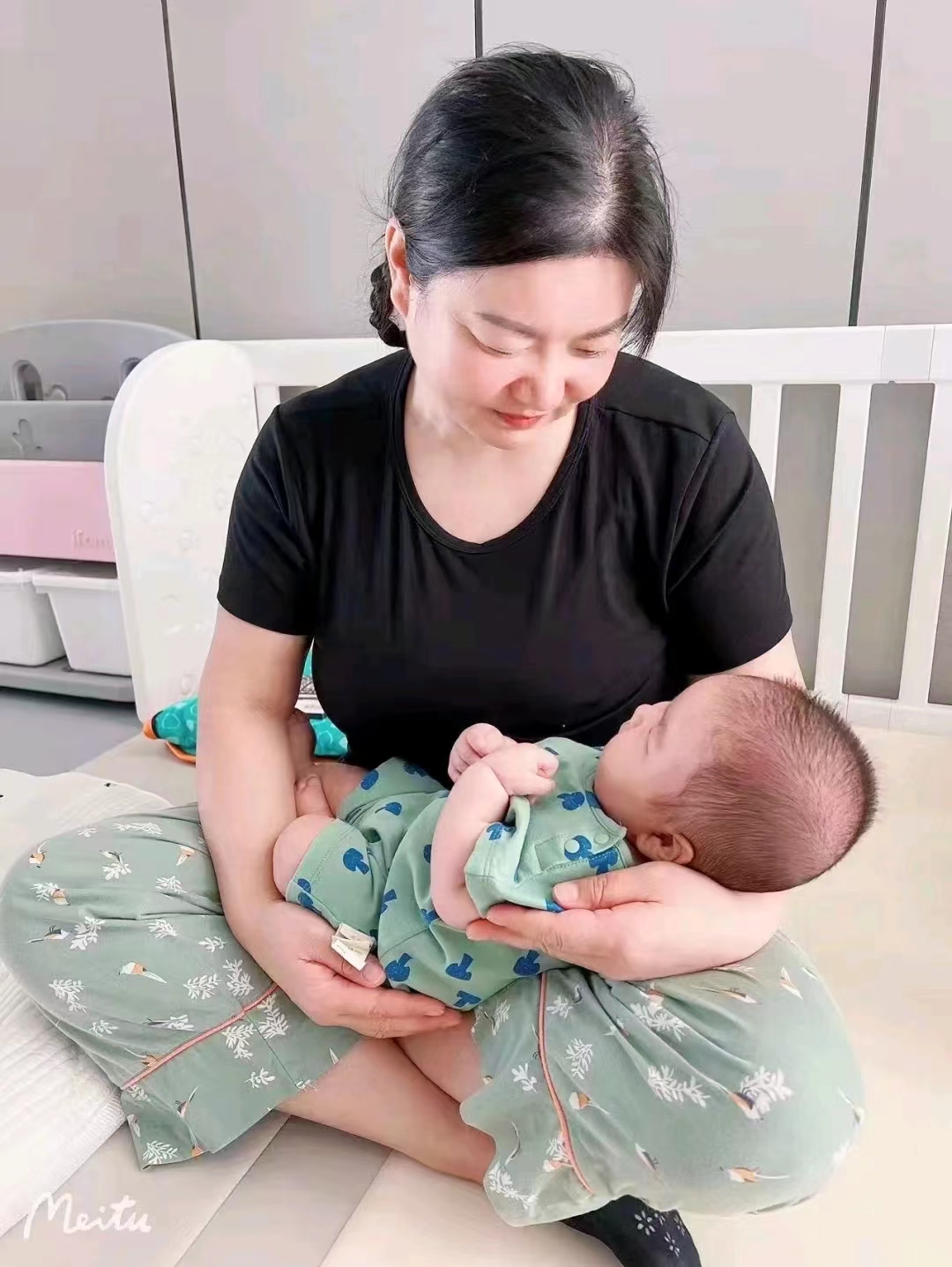 挑選月嫂時要遵循哪些原則（挑選月嫂的標(biāo)準(zhǔn)是什么？）